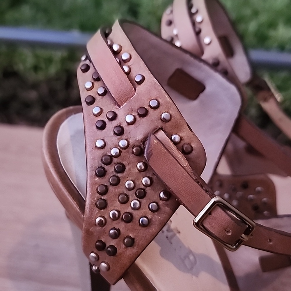 Brown Leather Studded L.A.M.B. Made in Brazil High Heel Sandals Size 6.5 - Picture 4 of 13